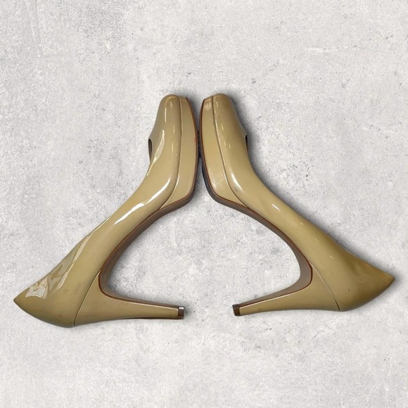 VINCE CAMUTO SEXY PATIENT LEATHER PLATFORM HIGH HEELS BUTTER YELLOW - 9.5 / 39.5 - Picture 3 of 6